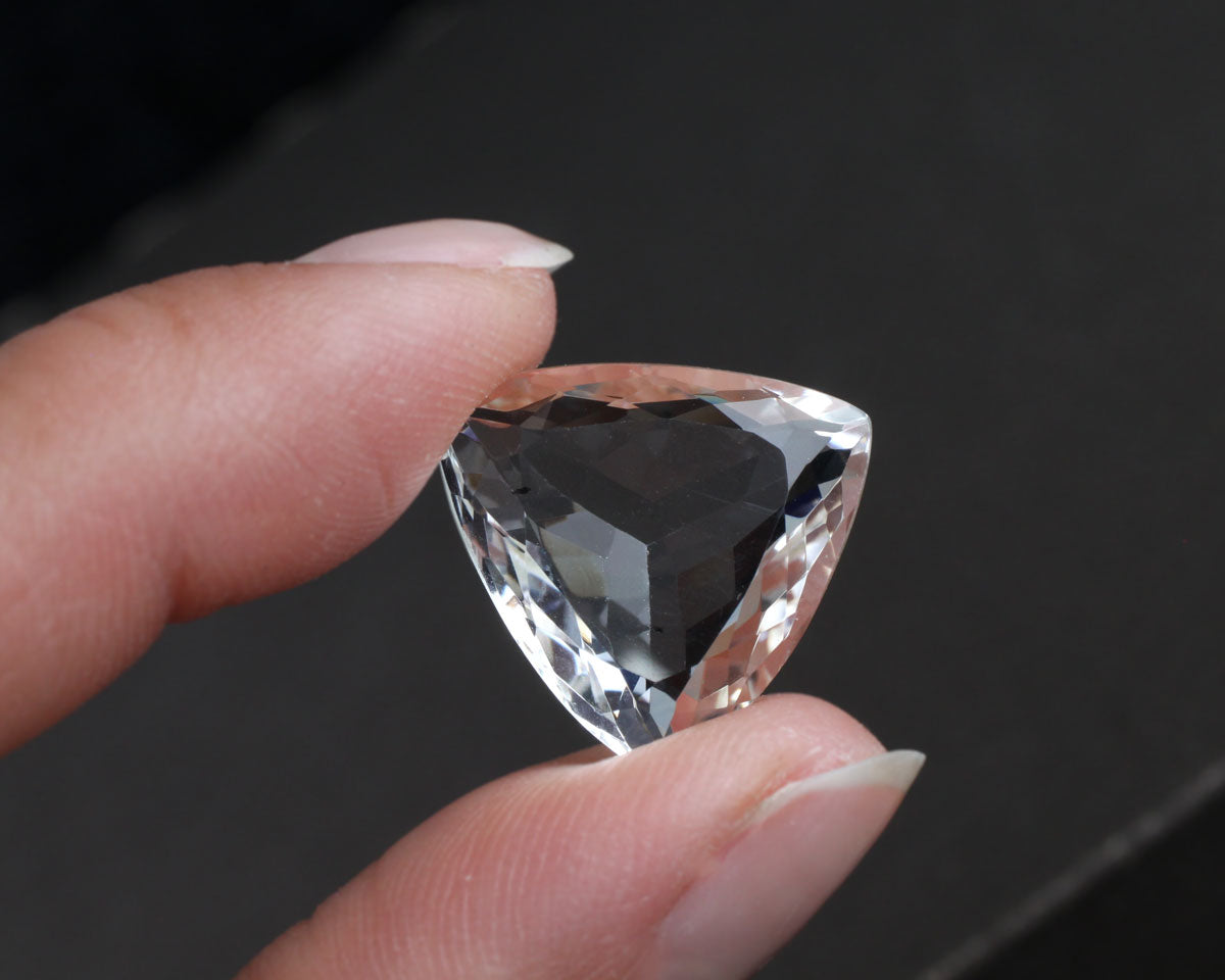 Bergkristall Trilliant 18mm 13,5 ct