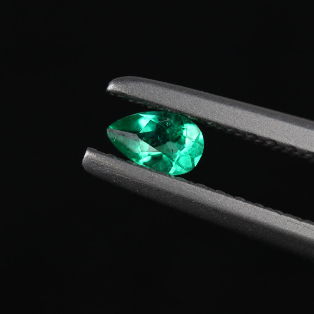 Shakiso Emerald drop 0.09 ct