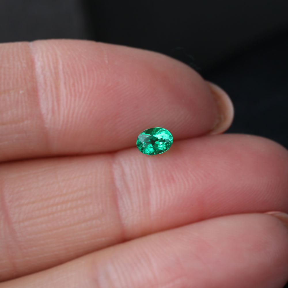 Shakiso Smaragd oval 0,23 ct