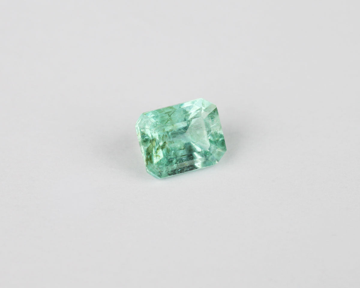 Shakiso Emerald rectangle 0.6 ct