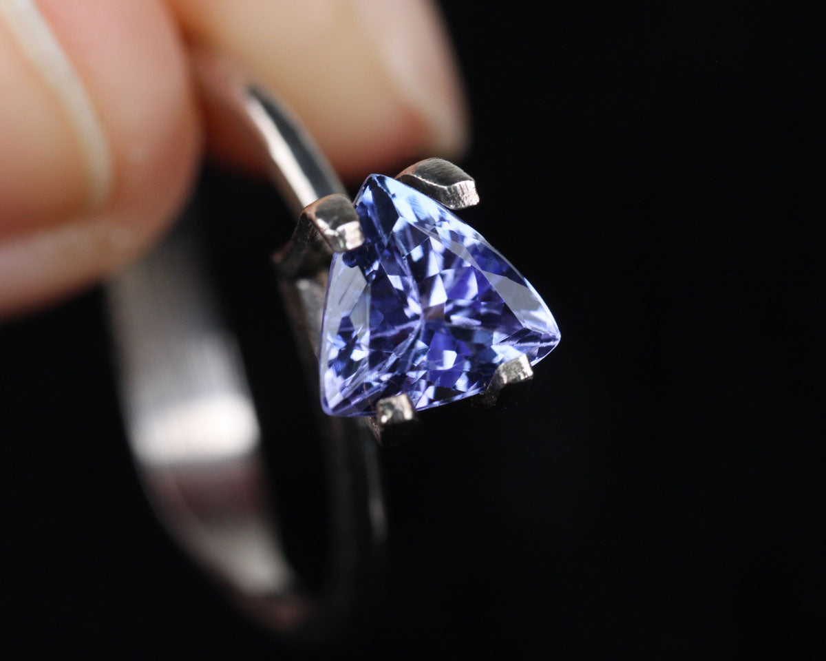 Tanzanite Trillion 7 mm 1.15 ct