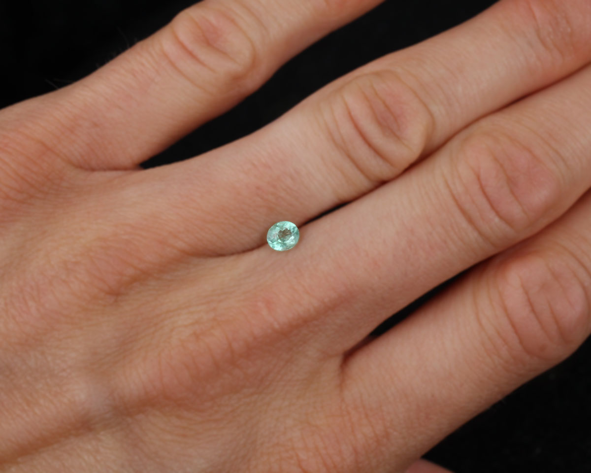 Shakiso Emerald oval 0.25 ct