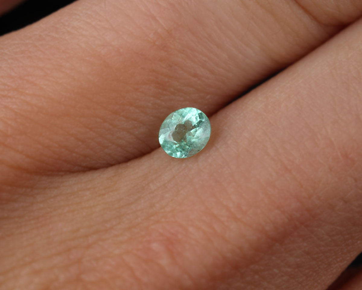 Shakiso Emerald oval 0.25 ct