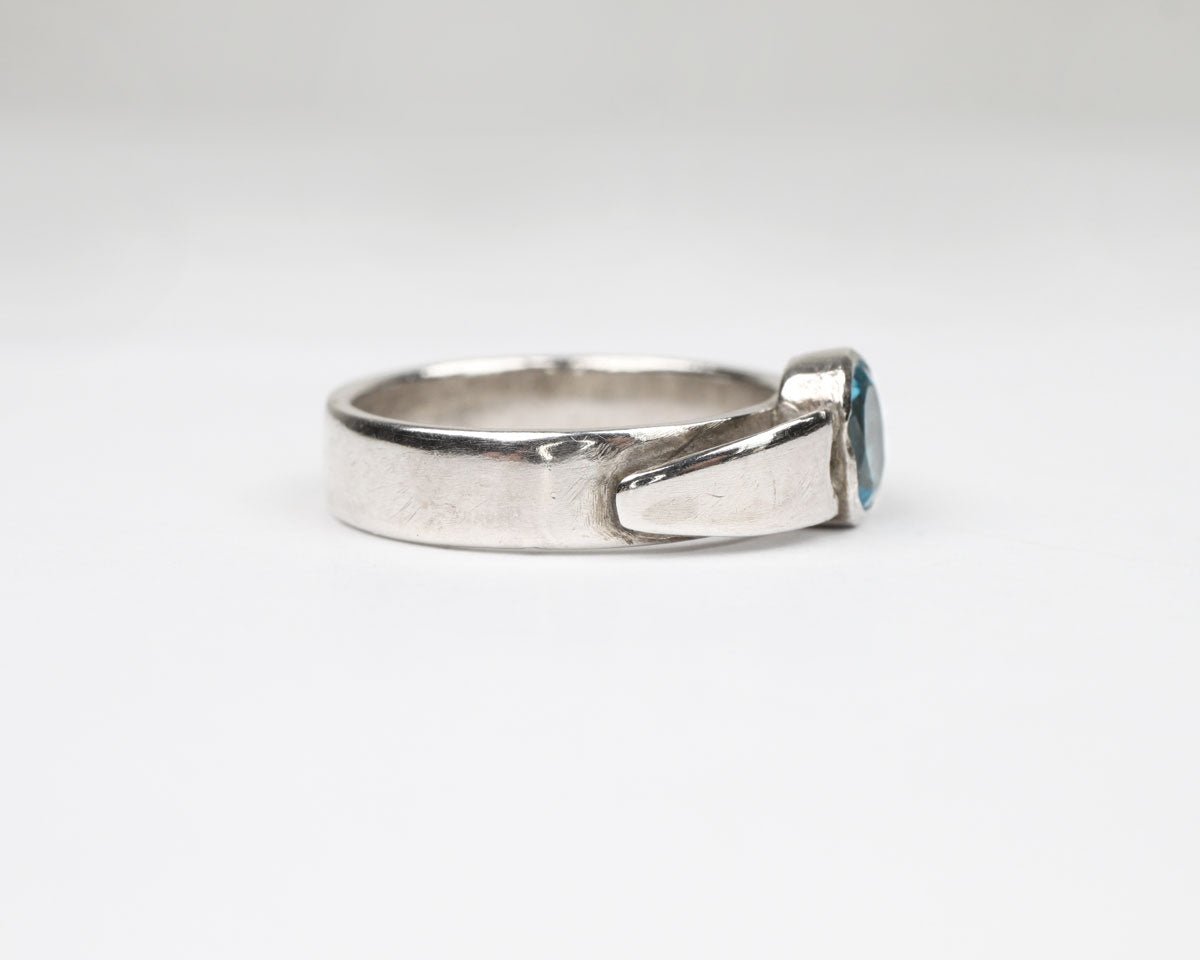 Blå Topaz silverring