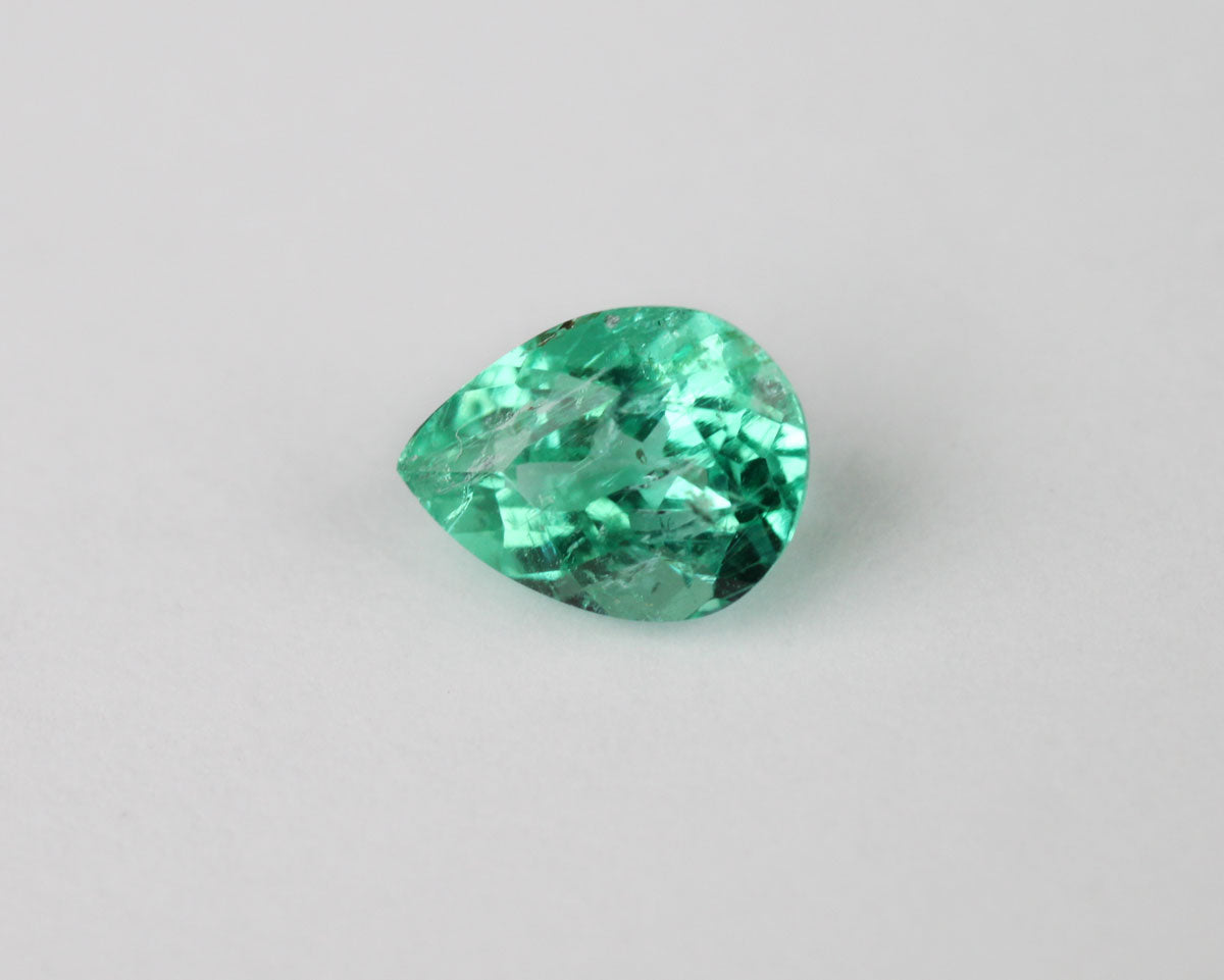 Shakiso Emerald pear 0.4 ct
