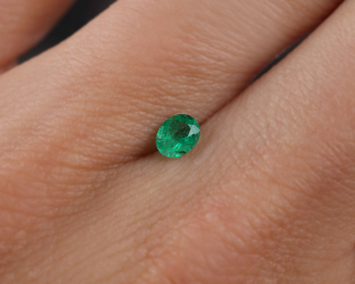 Shakiso Smaragd oval 0,17 ct