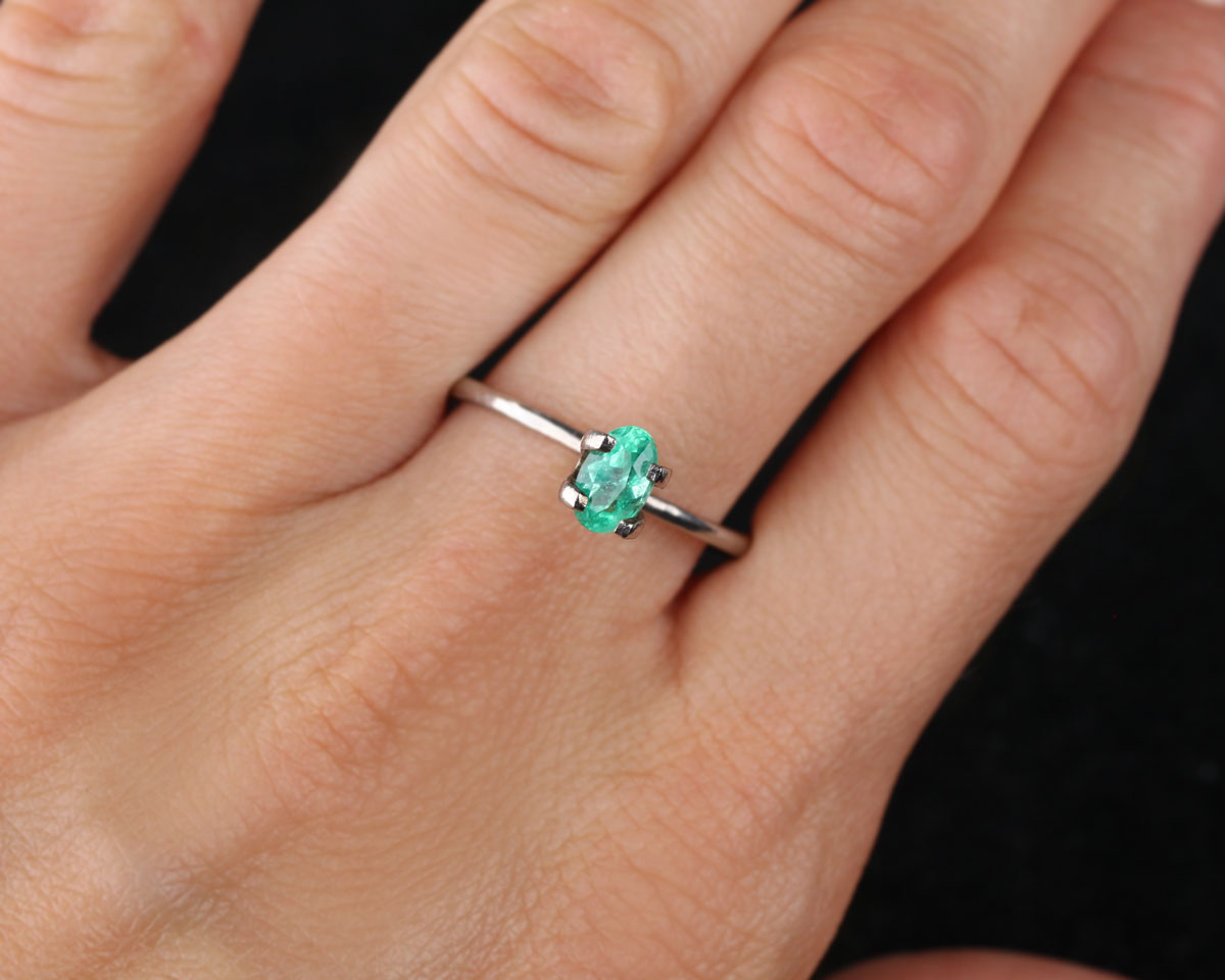 Shakiso Smaragd oval 0.6 ct