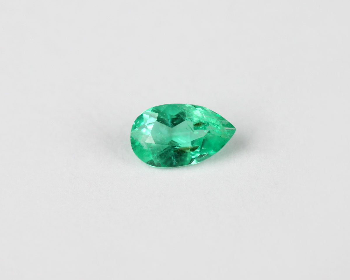Shakiso Emerald drop 0.1 ct