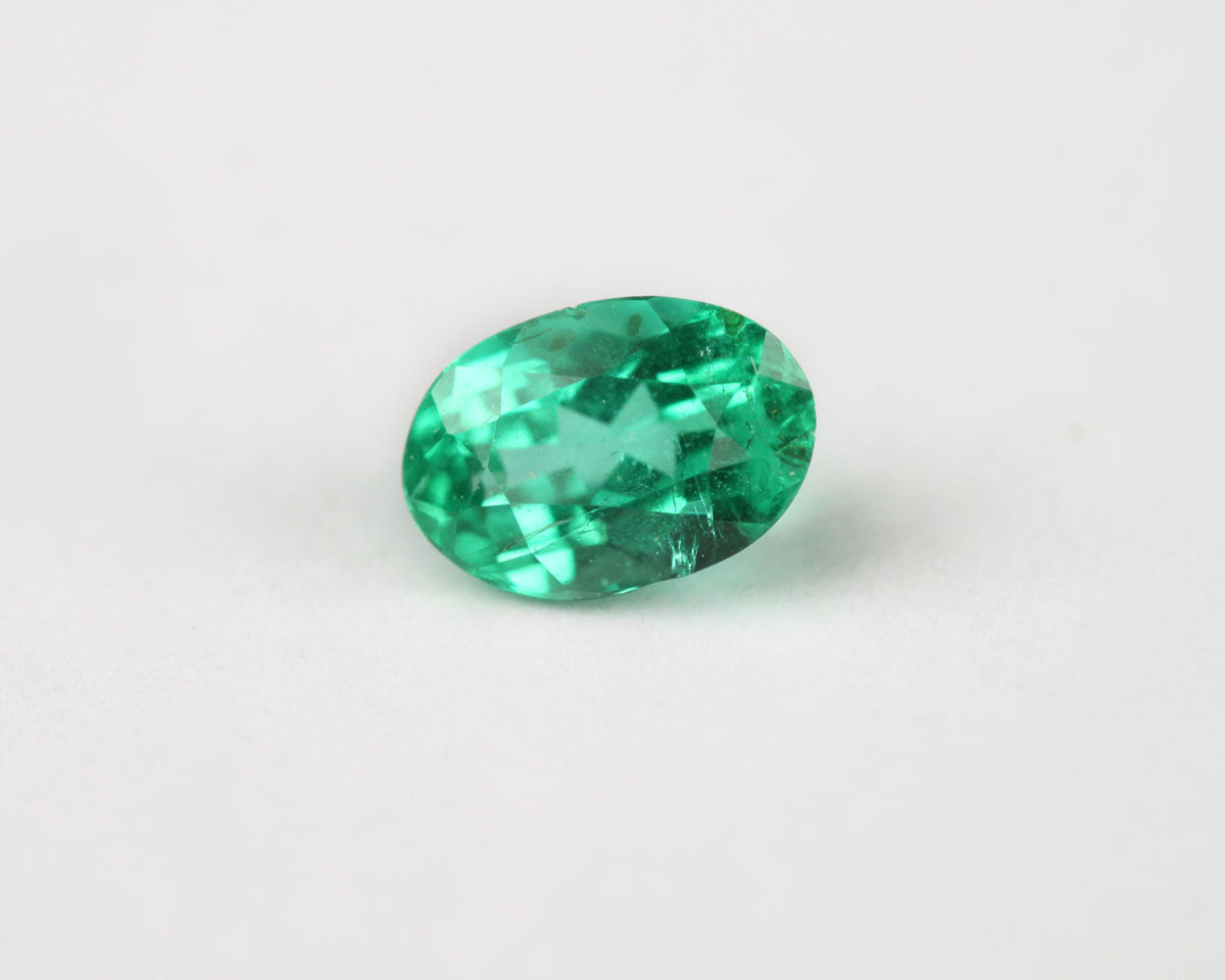 Shakiso Emerald oval 0.24 ct
