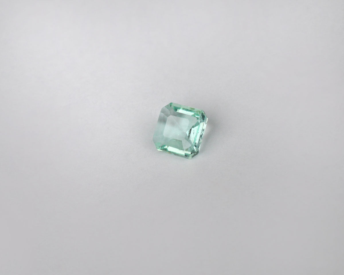 Shakiso Smaragd square 3,5 mm 0,14 ct