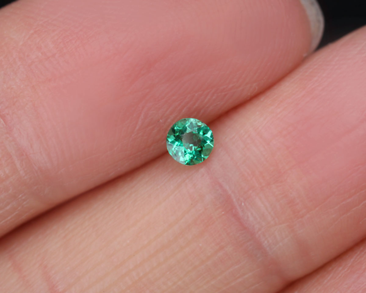 Shakiso Emerald round 0.13 ct