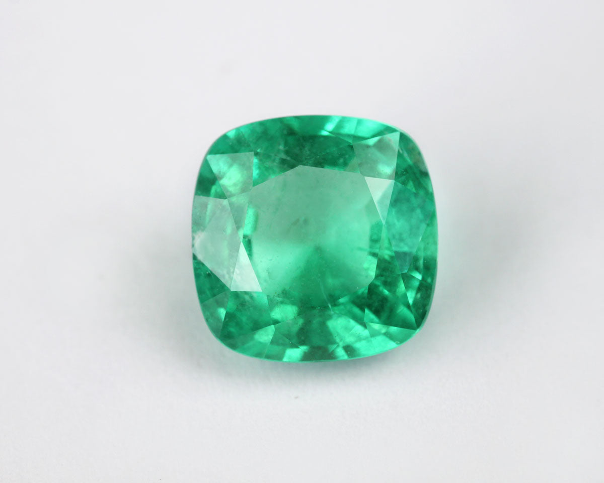 Shakiso Emerald Cushion 2.72 ct