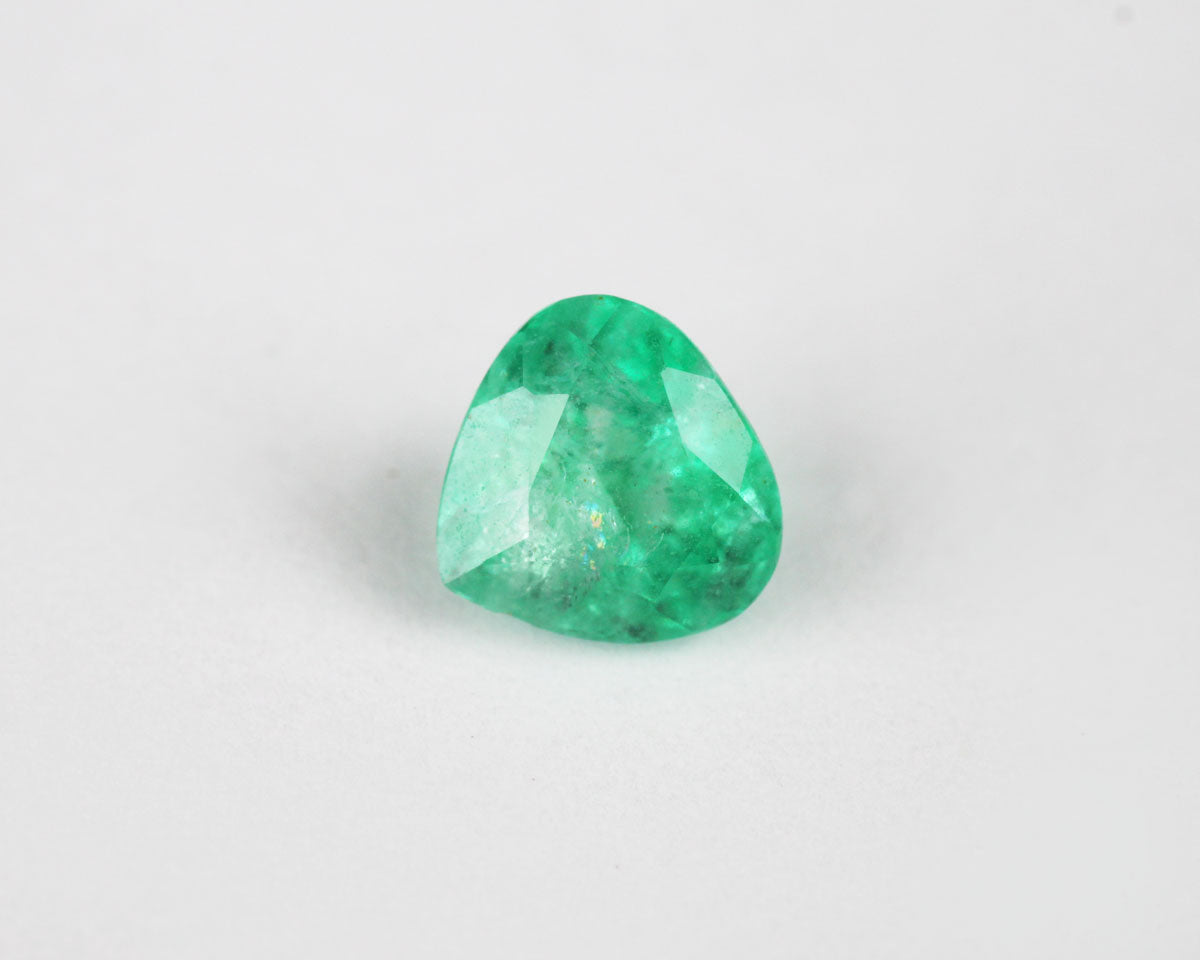 Shakiso Emerald heart 0.9 ct