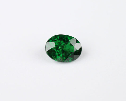 Tsavorite granat grön oval 6 mm 0,78 ct