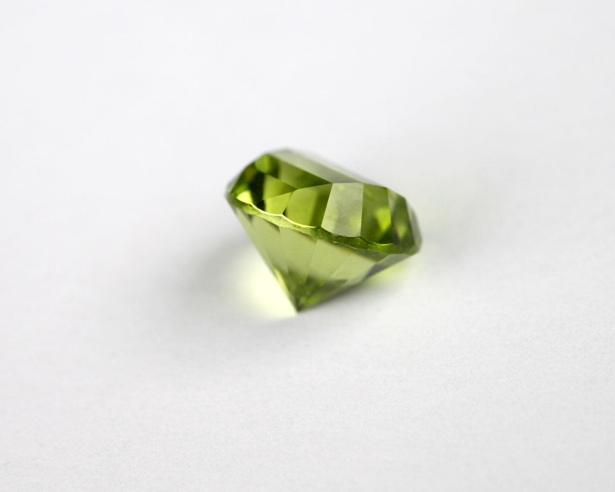 Peridot 1,63 ct 7 mm rund