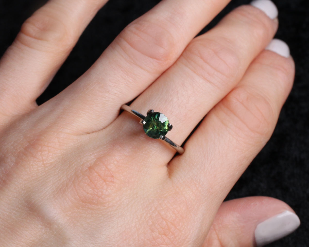 Sapphire round 7 mm 1.38 ct