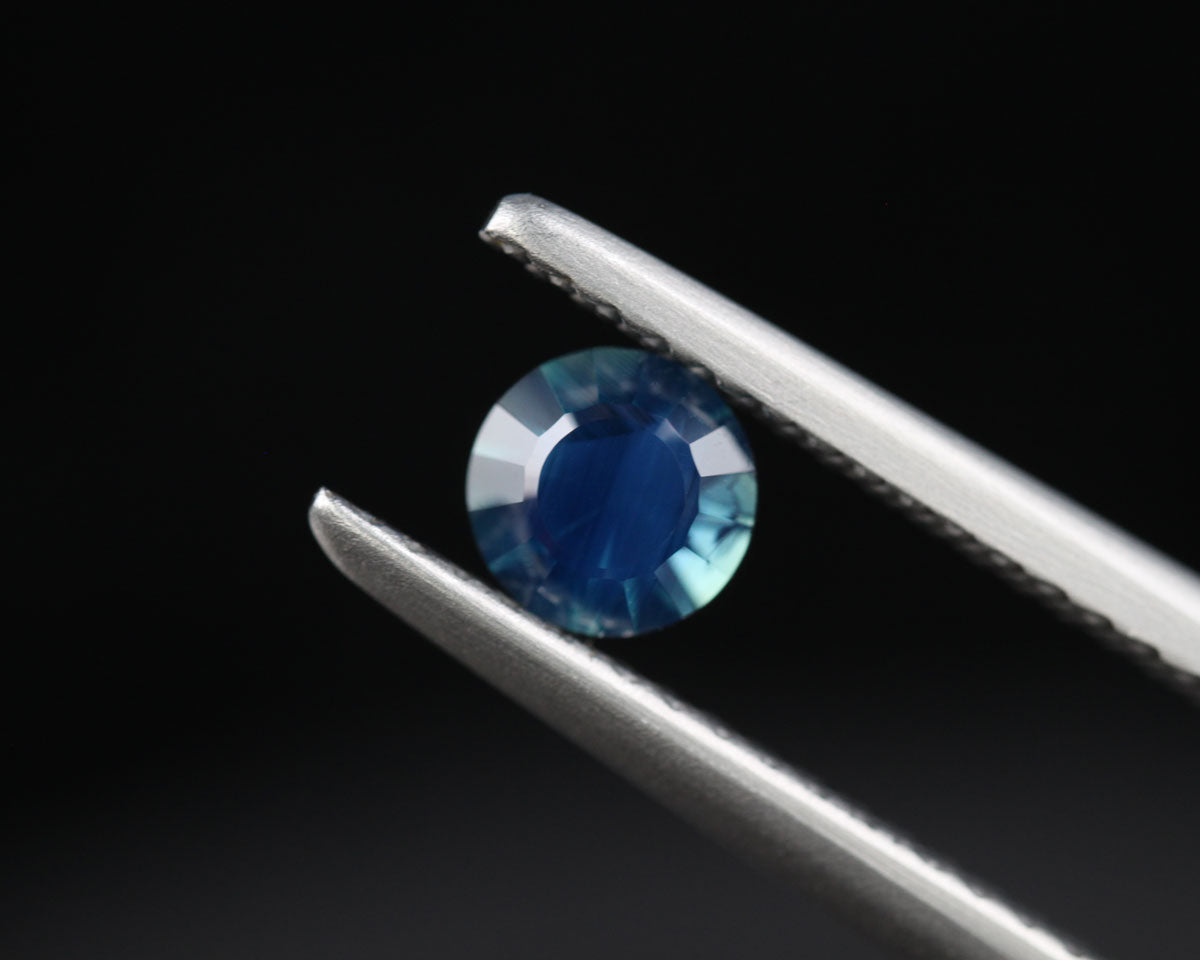 Safir blå rund 4,5 mm 0,46 ct