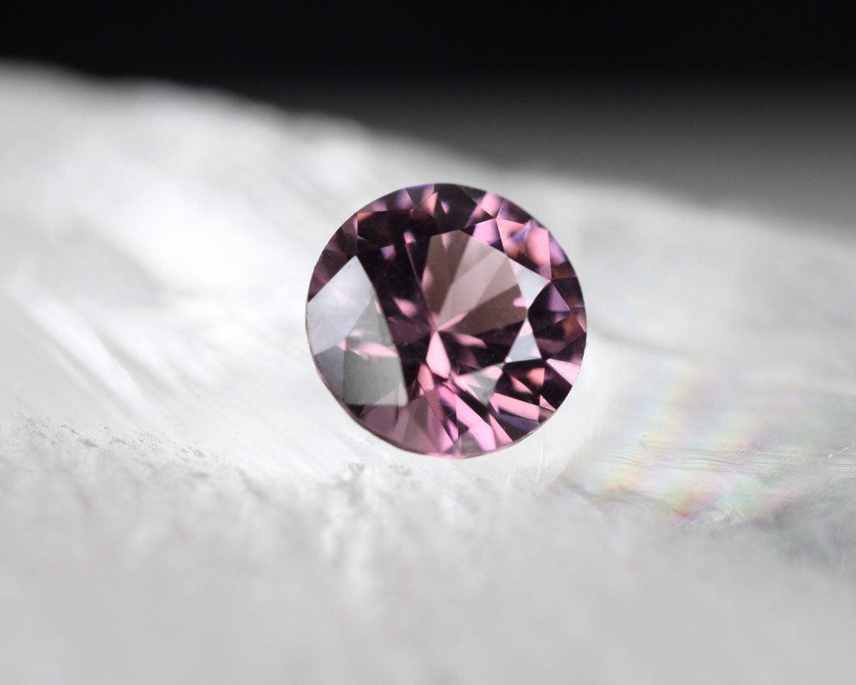 Spinel 0.4 ct Round