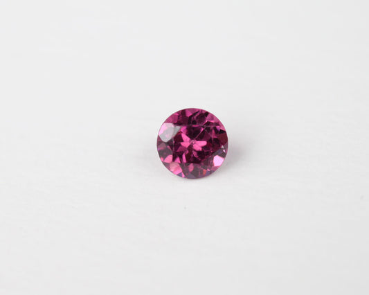 Granat rund lila 3 mm 0,18 ct