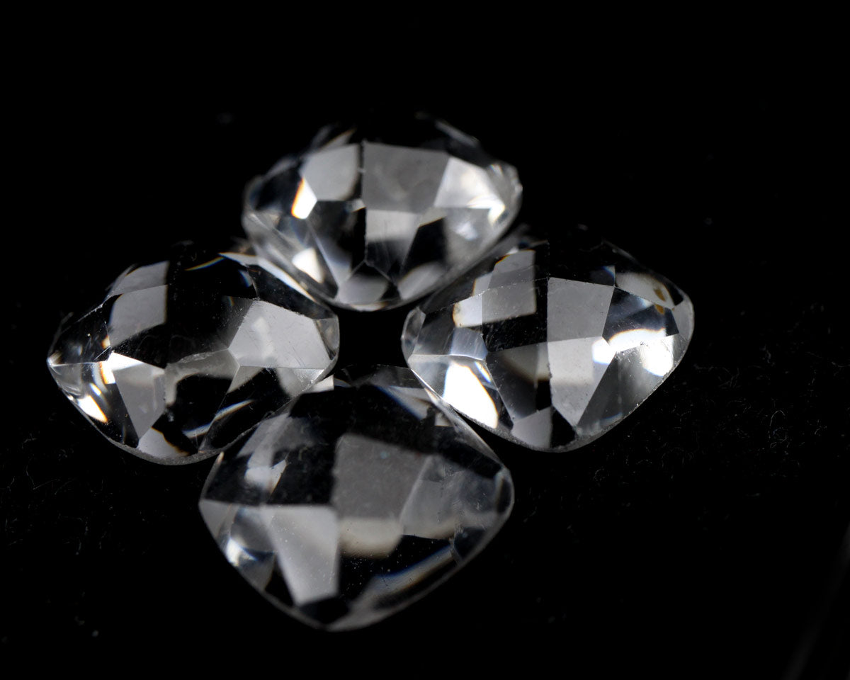 Spinell fyrkantig Puresse 9x9 mm