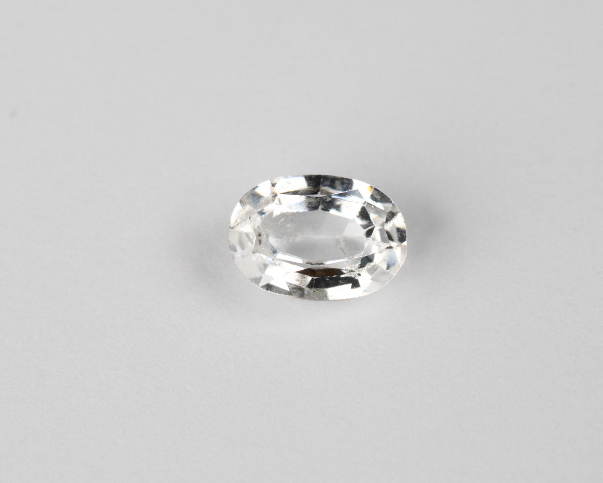 Spinel oval 7x5mm white