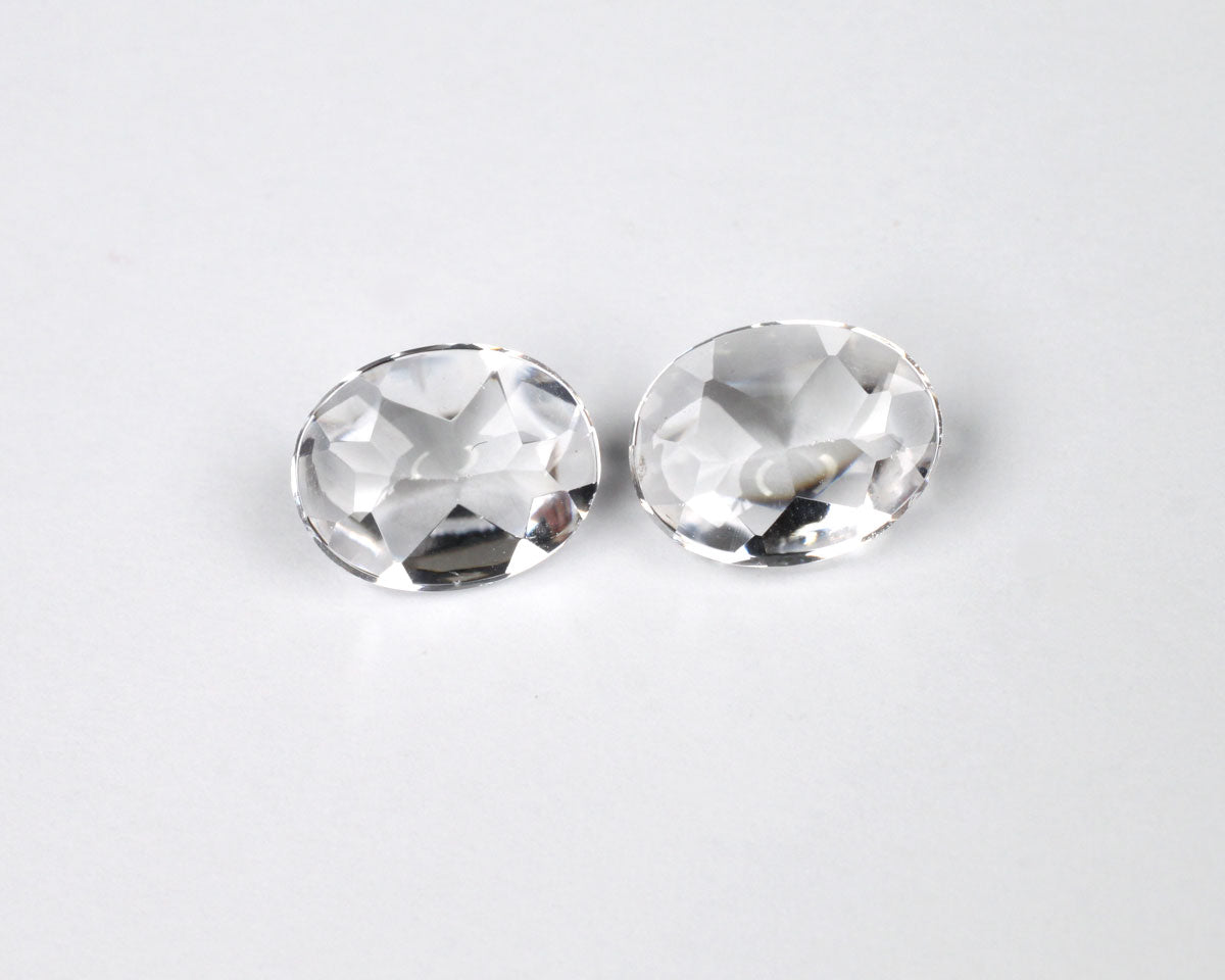 Spinellpuresse ovalt par