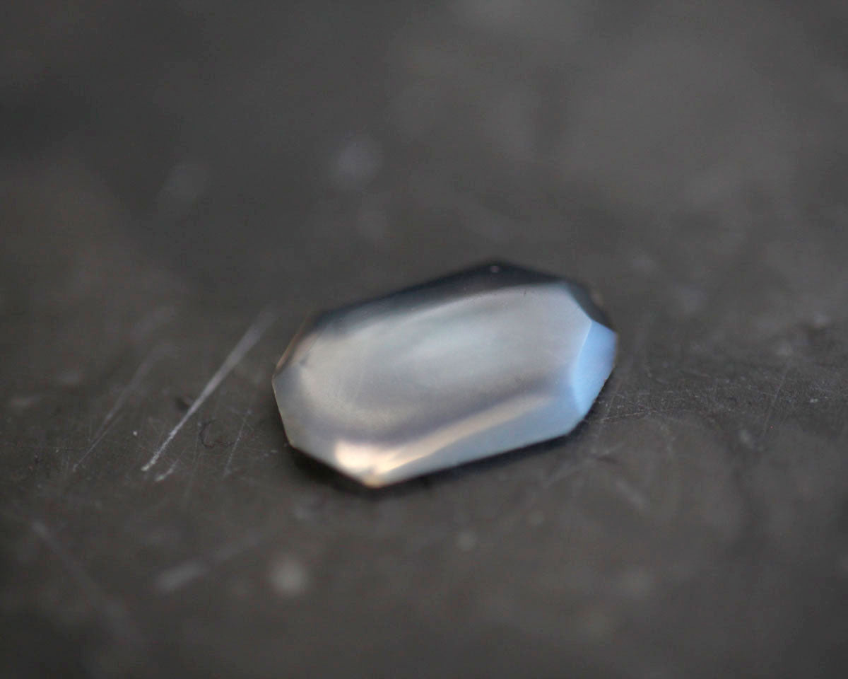 Moonstone octagon 9x6 mm