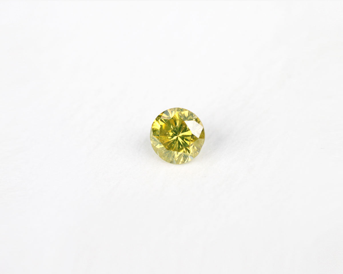 Diamond yellow round 4 mm 0.27 ct
