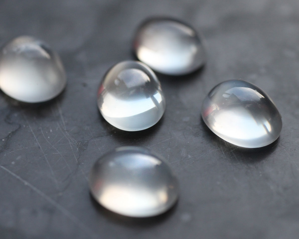moonstone Oval 10x8mm Cateye