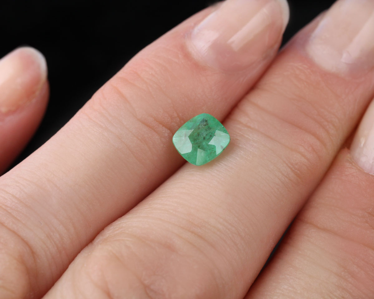 Shakiso Emerald square 0,82 ct