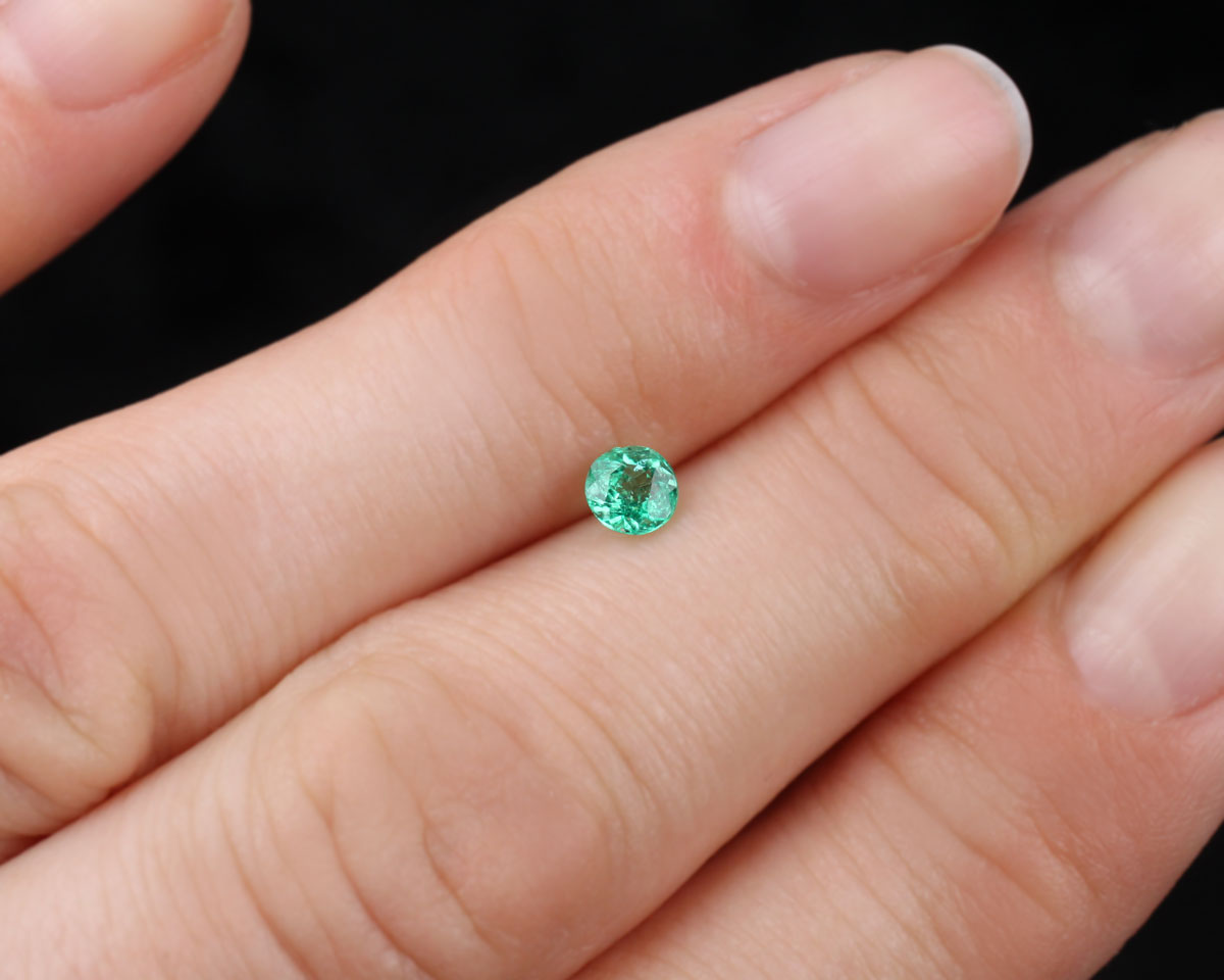 Shakiso Smaragd rund 0,23 ct