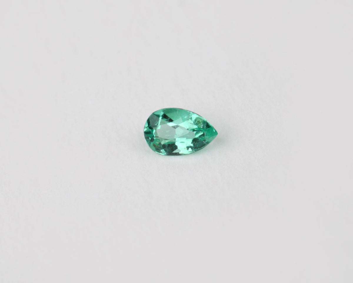 Shakiso smaragddroppe 0,1 ct