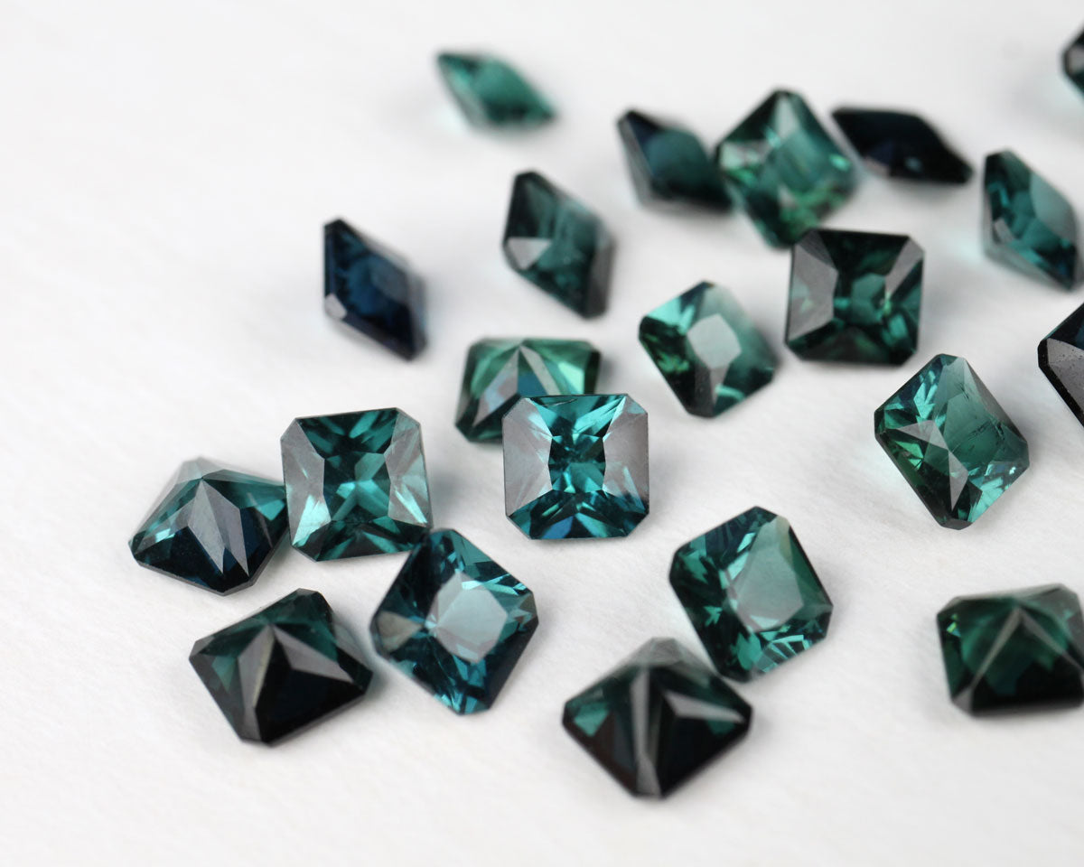 Turmalin grönblå 4,5 mm 0,4 ct