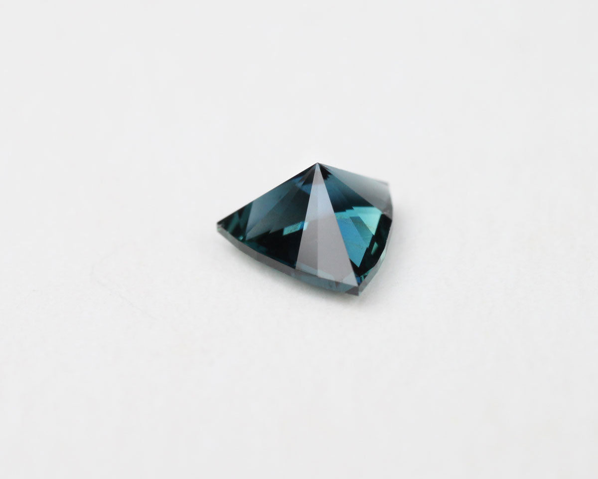 Sapphire Hyperspace cut 0.54 ct