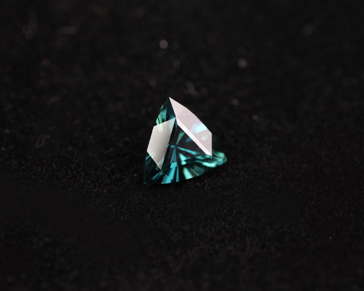 Sapphire Hyperspace cut 0.54 ct