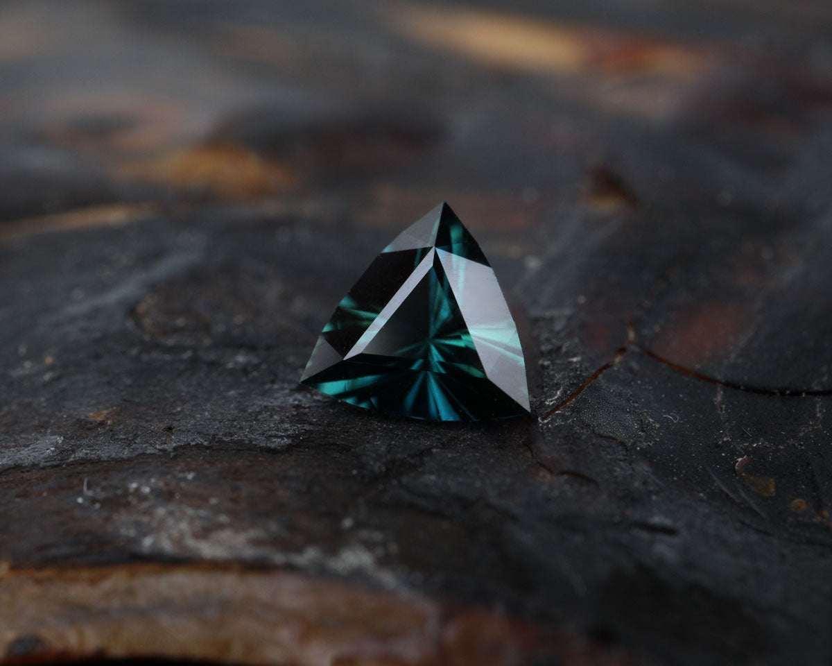 Sapphire Hyperspace cut 0.54 ct
