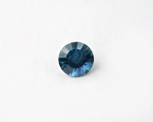 Blå safir rund 0,36 ct