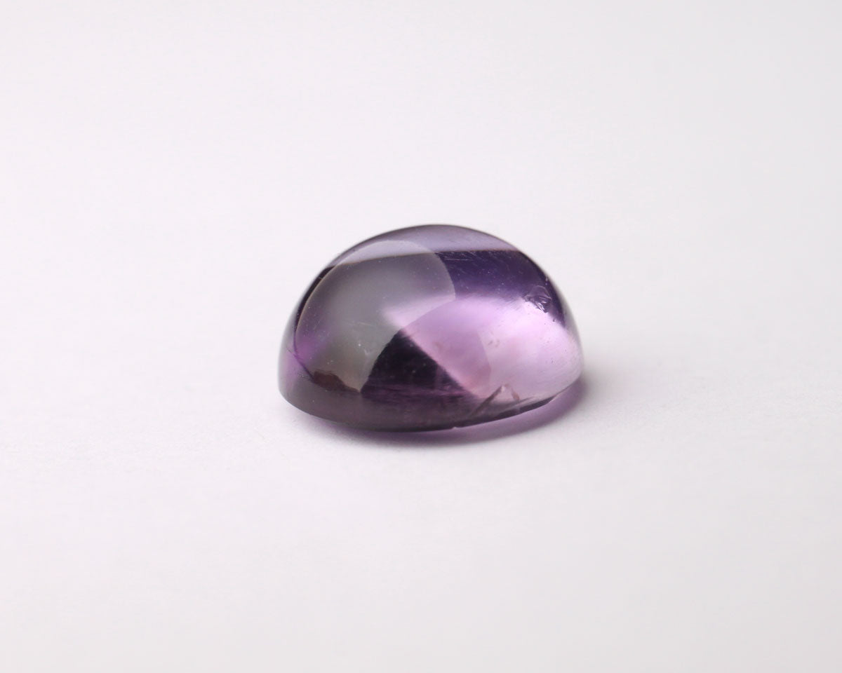 Amethyst cabochon round 9 mm 2.8 ct