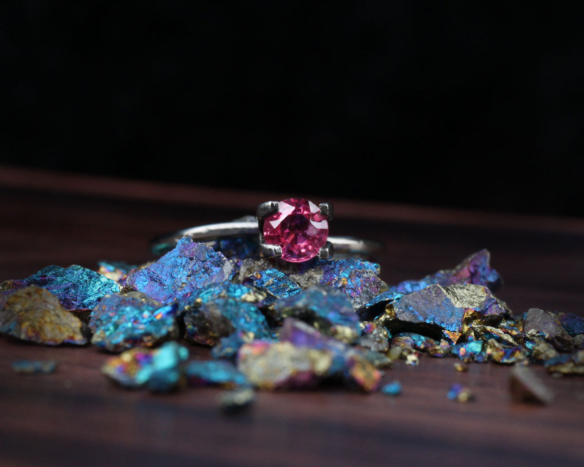 Ruby round 5.25 mm 0.8 ct