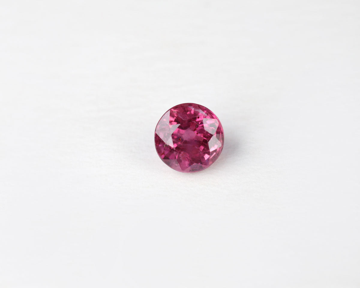 Rubin rund 5 mm 0,75 ct
