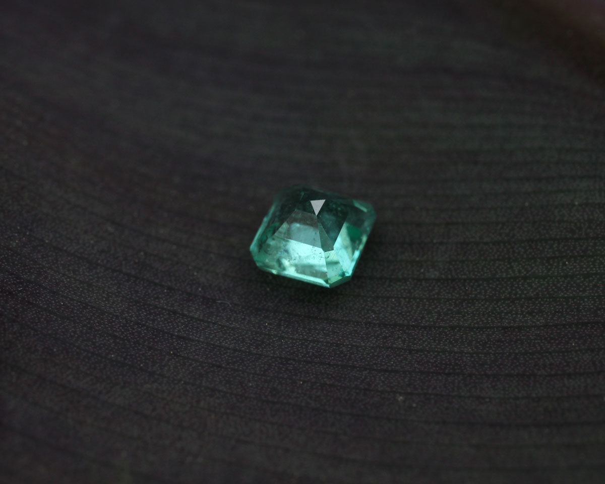 Shakiso Emerald square 0.42 ct