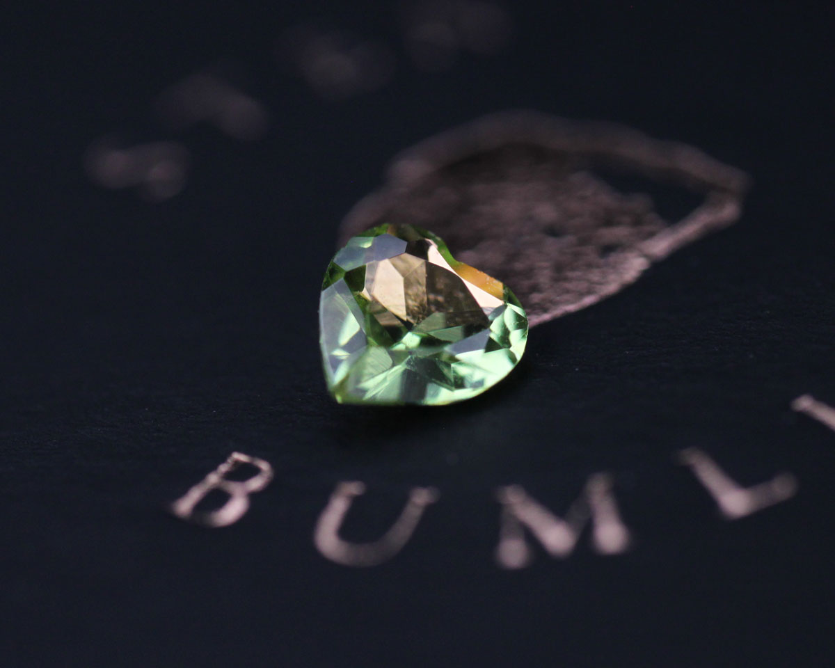 Peridot Heart 5 mm 0.35 ct