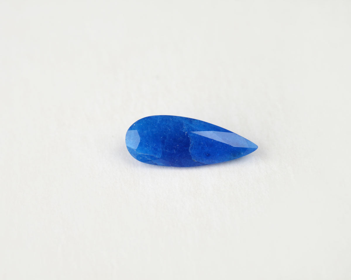 Hauyne-droppe 13 mm 1,2 ct