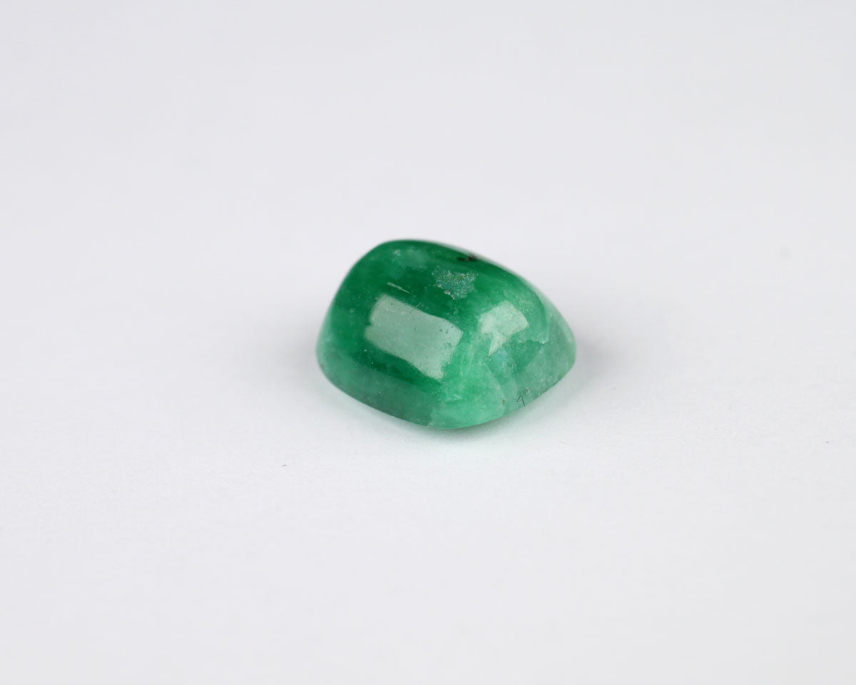 Cabochonslipad Shakiso Smaragd 10 mm 3,65 ct
