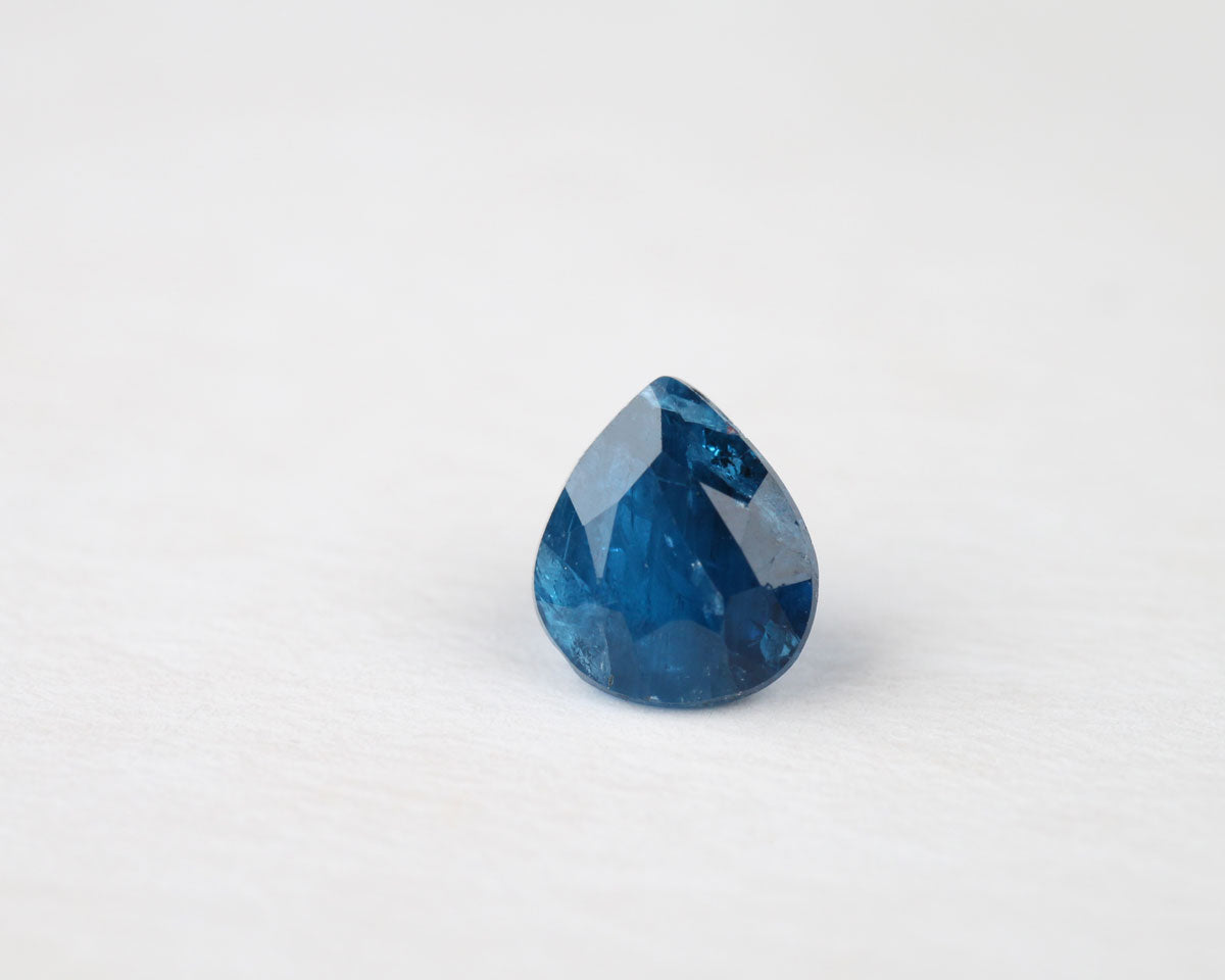 Afghanite drop 6x5 mm 0.68 ct
