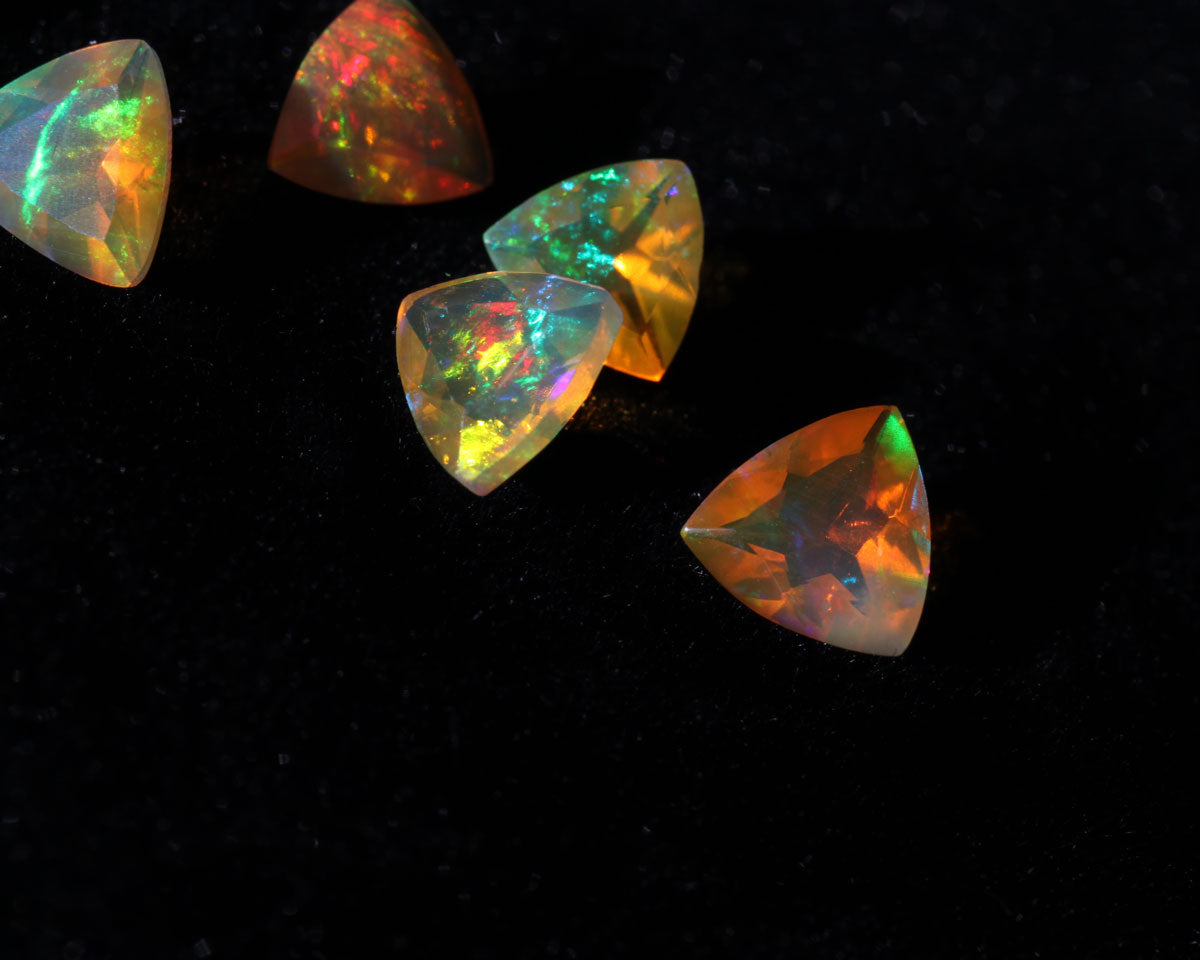 Wollo Eldopal Facet Trilliant 5 mm 0.27 ct