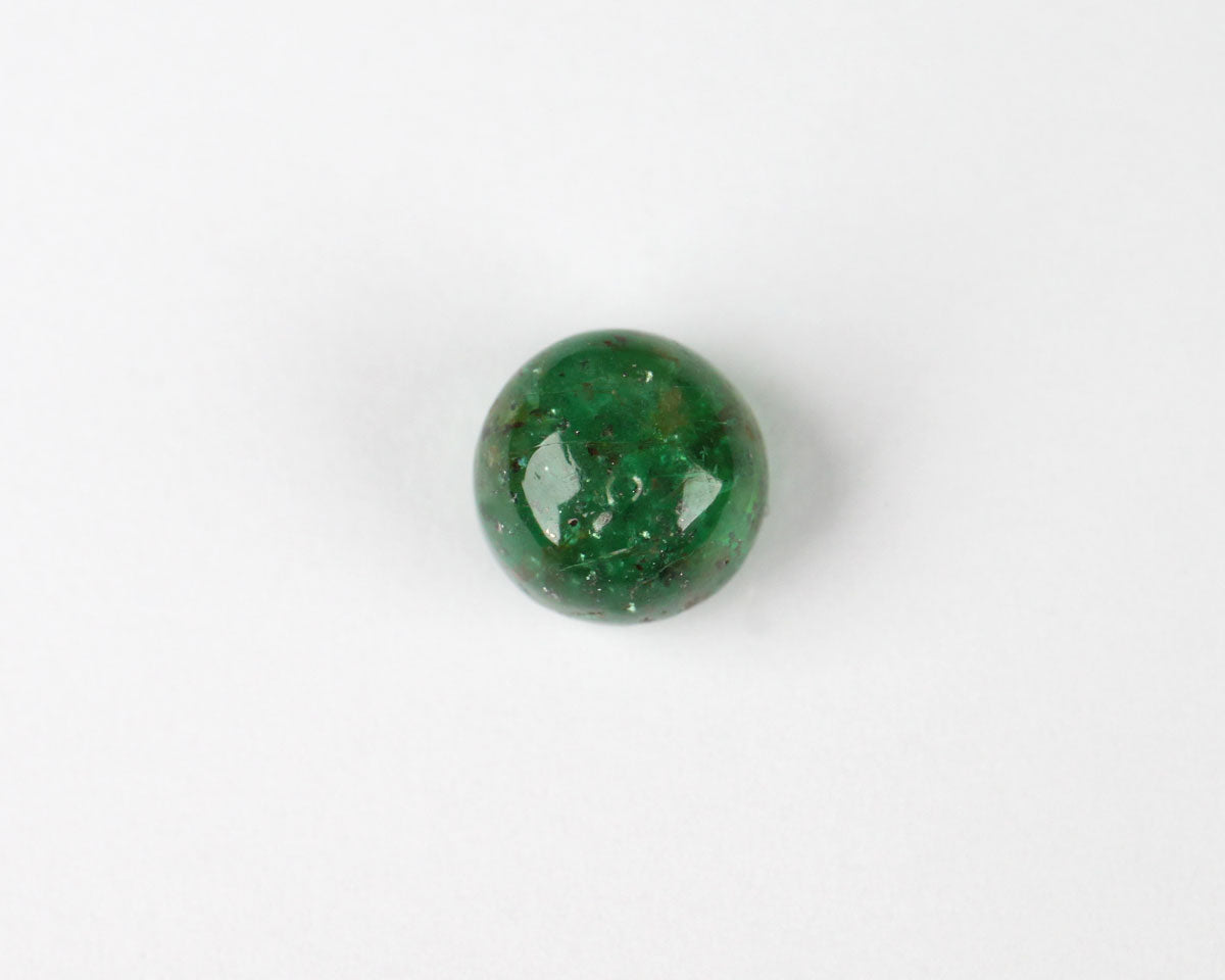 Shakiso Smaragd Cabochon rund 7mm 1,75 ct
