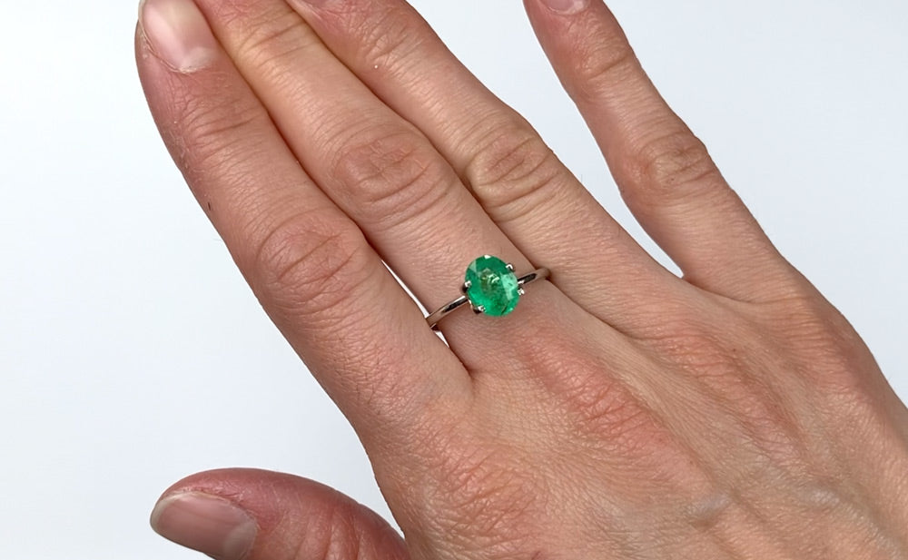 Shakiso Emerald oval 1.58 ct