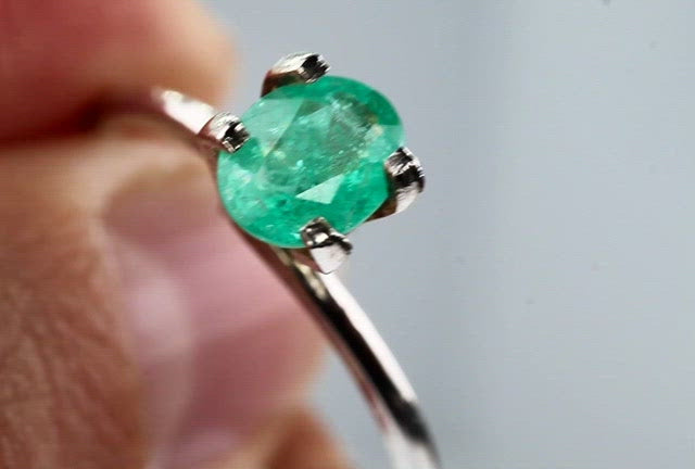 Emerald 0.75 ct