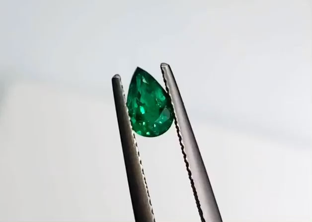 Emerald 0.61 ct